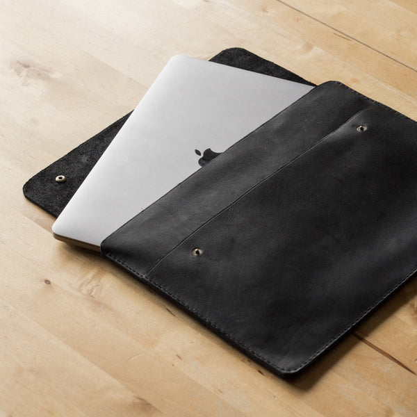 The Laptop Case - Black